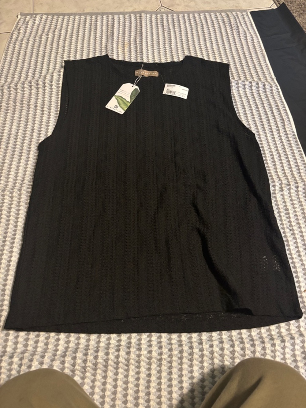 Men's Black Crewneck Sleeveless Knit Sweater - Unbranded